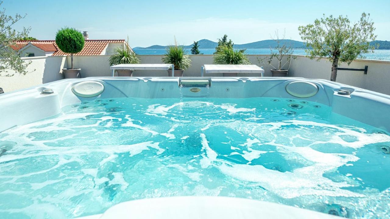 Apartments Luka Vodice Exterior photo