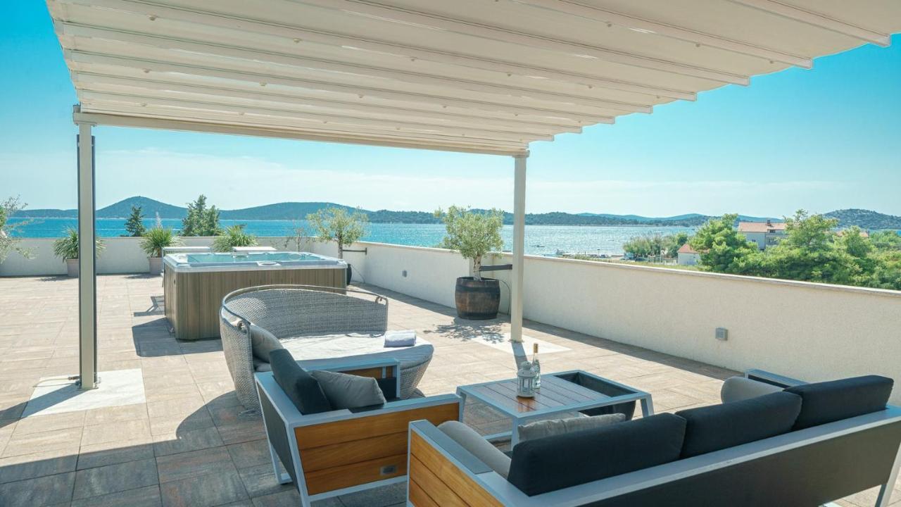 Apartments Luka Vodice Exterior photo