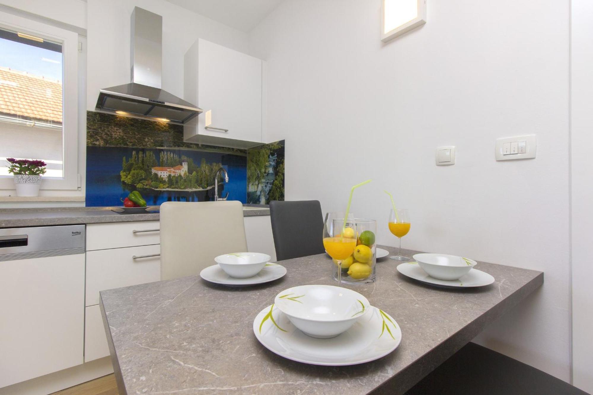 Apartments Luka Vodice Room photo