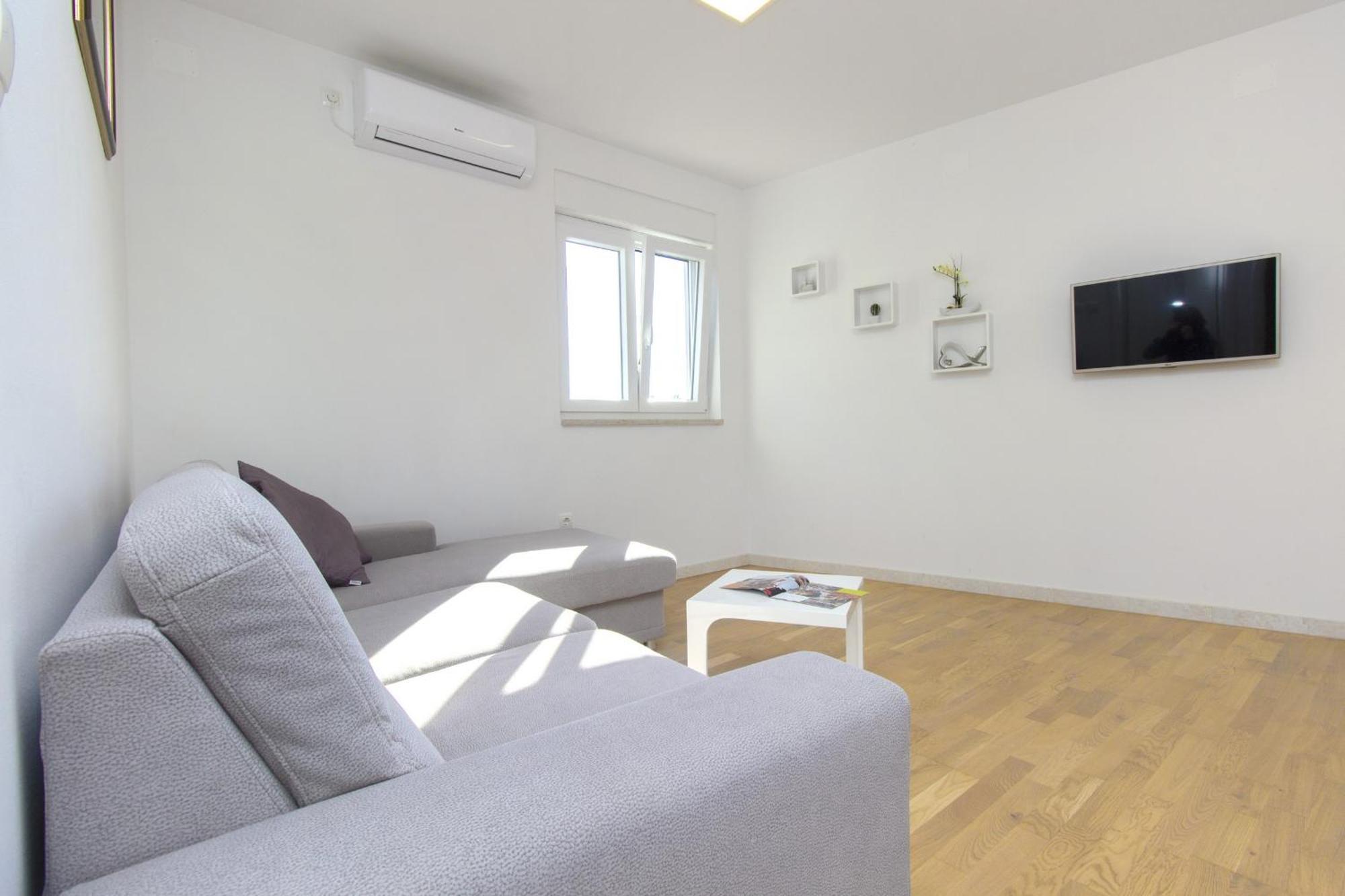 Apartments Luka Vodice Room photo
